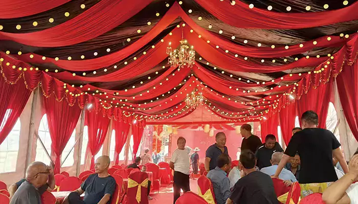 Push-and-rub tsev pheebsuab rau caw banquet revolutionizes sab nraum zoov kev paub